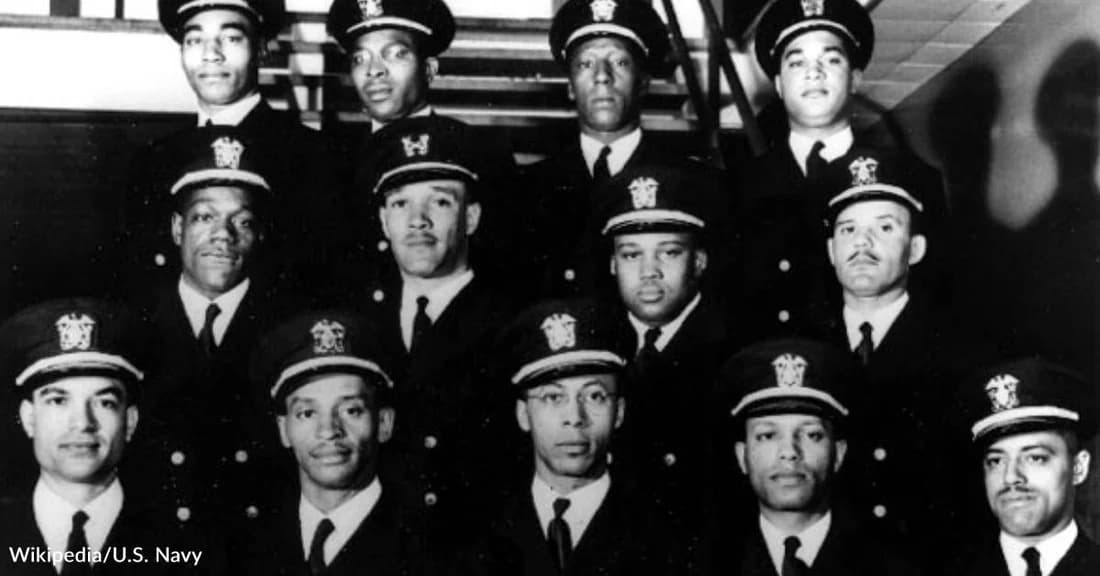 The Golden Thirteen: The Navy's First Black Officers